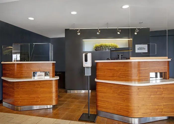 Courtyard Chicago Elmhurst/oakbrook Area Hotel 3*
