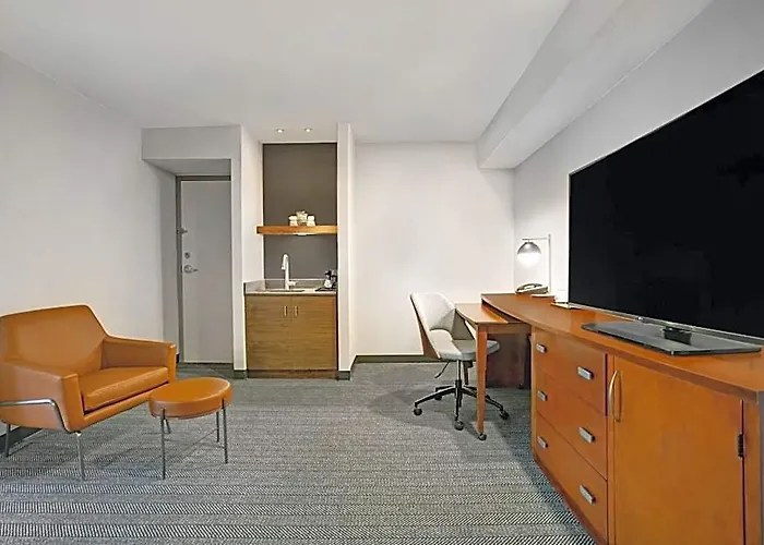Courtyard Chicago Elmhurst/oakbrook Area Hotel